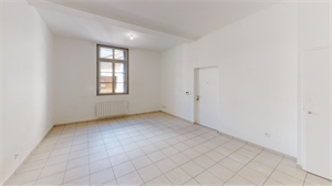 appartement à la location -   34000  MONTPELLIER, surface 37 m2 location appartement - APR588675